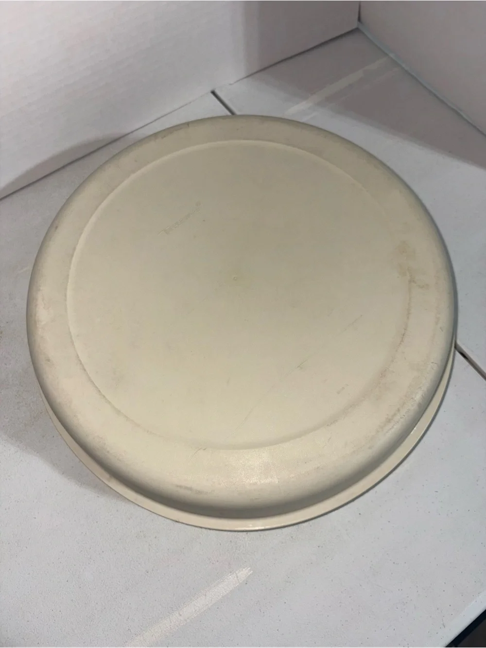 Tupperware Beige Multi-Compartment Serving Tray with Lid